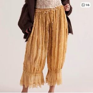 Forever Young Bloomer Pants